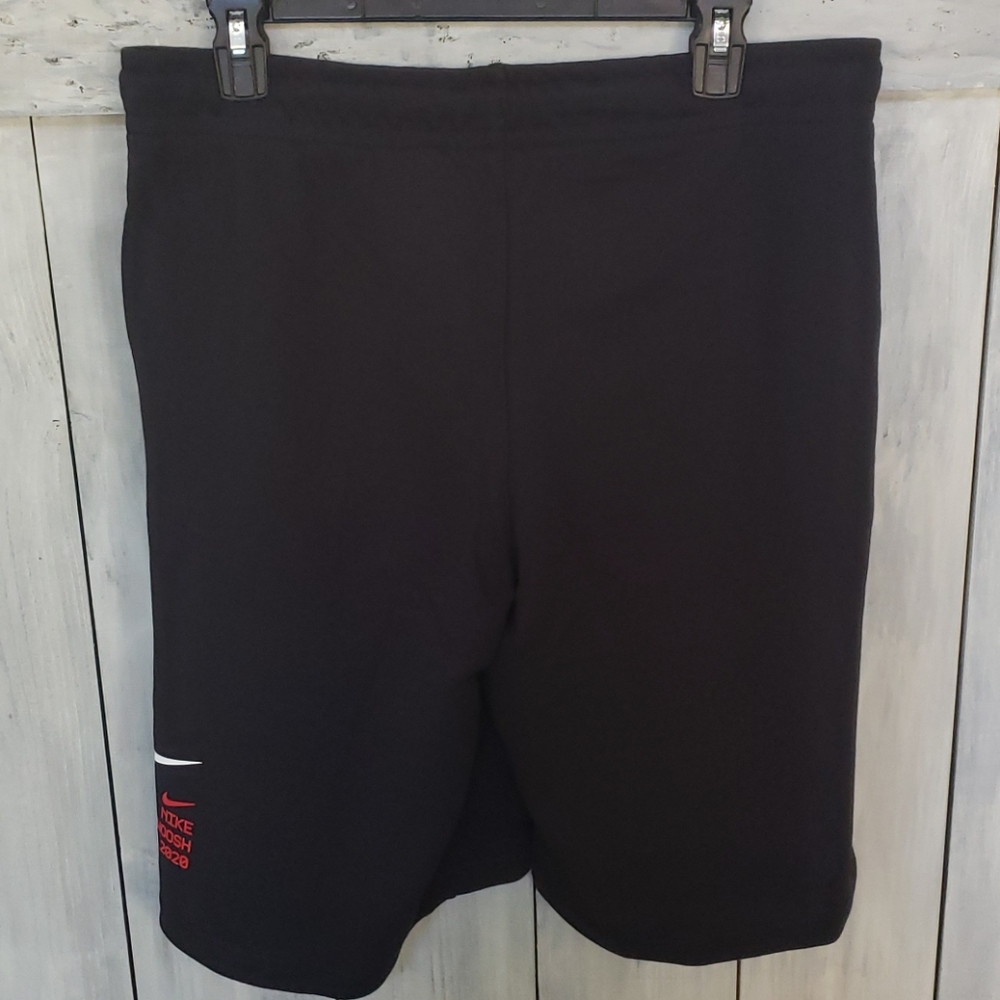 SOLD! Nike Swoosh On Tour 2020 French Terry Shorts - Picture 10 of 12